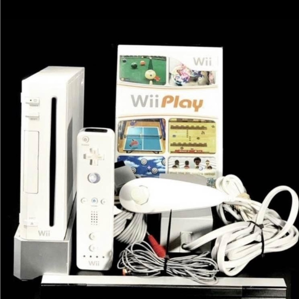 Nintendo Wii Console Set - White